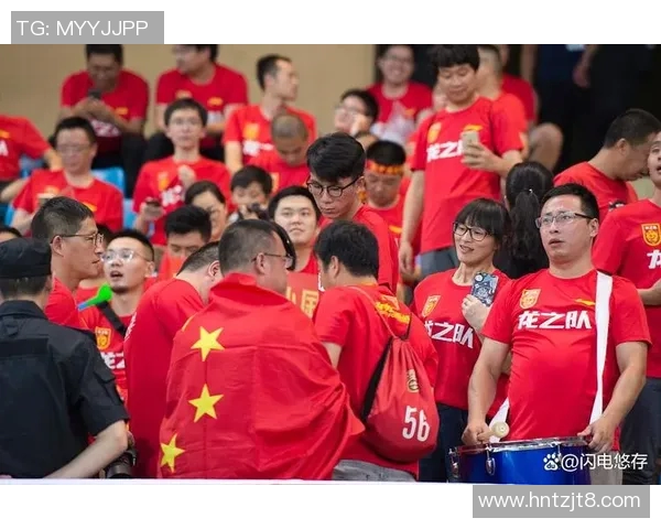 上海队与四川队在CBA赛场的激烈对决引发球迷热议与期待